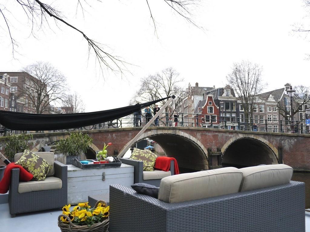 Houseboat Prinsheerlijk Hotell Amsterdam Rom bilde